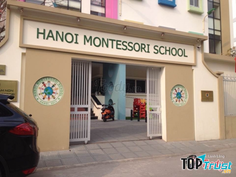 Cồng trường mầm non Hà Nội Montessori