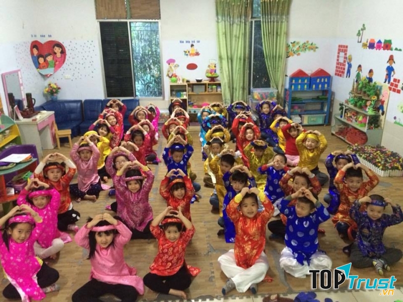 Trường mầm non Hoa Sen