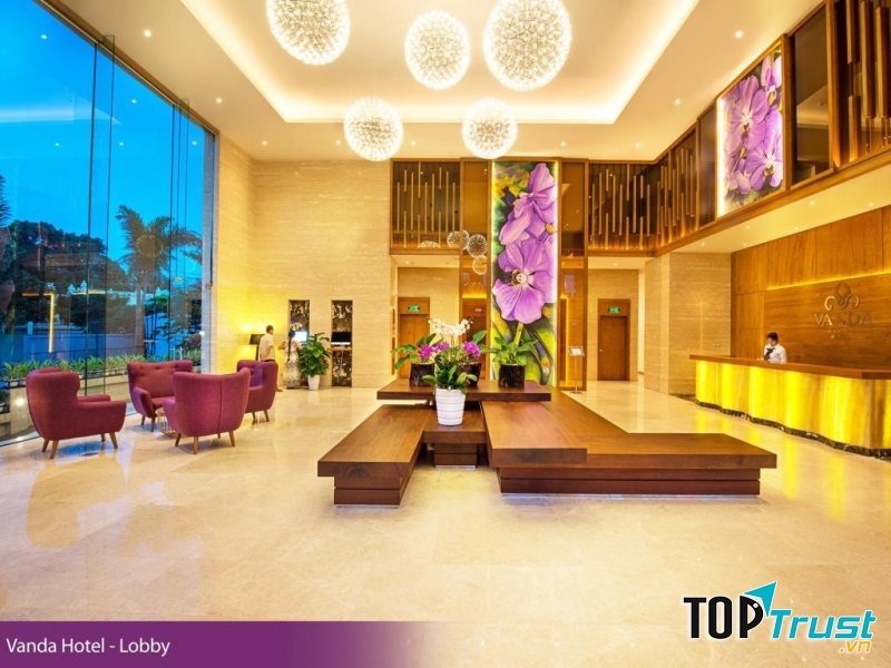Và không gian tuyệt đẹp bên trong Vanda Hotel