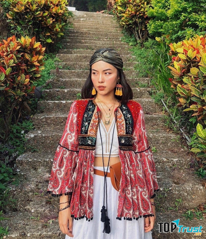 Váy bohemian rộng rãi, thoải mái