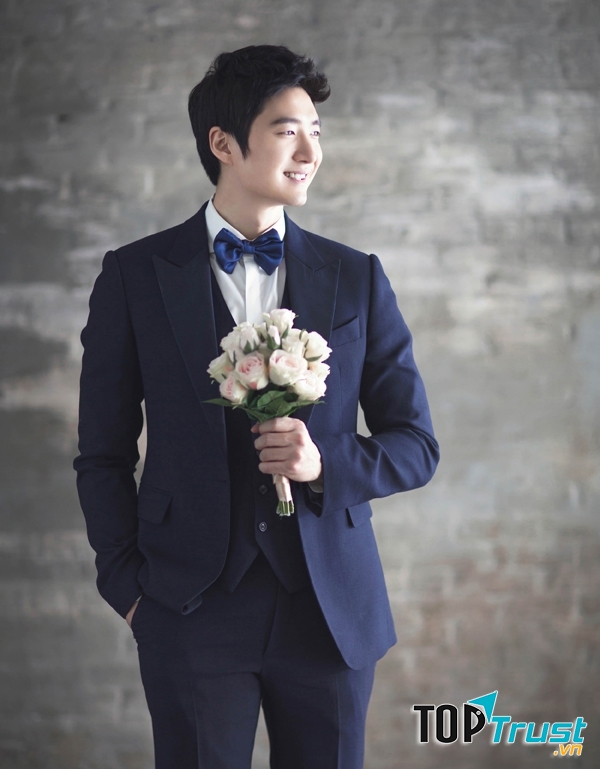 Tại các quốc gia Âu Mỹ, trẻ em khi đến tuổi thành niên thường sẽ chọn may một bộ vest cho các buổi đám tiệc và sự kiện quan trọng trong đời mình.