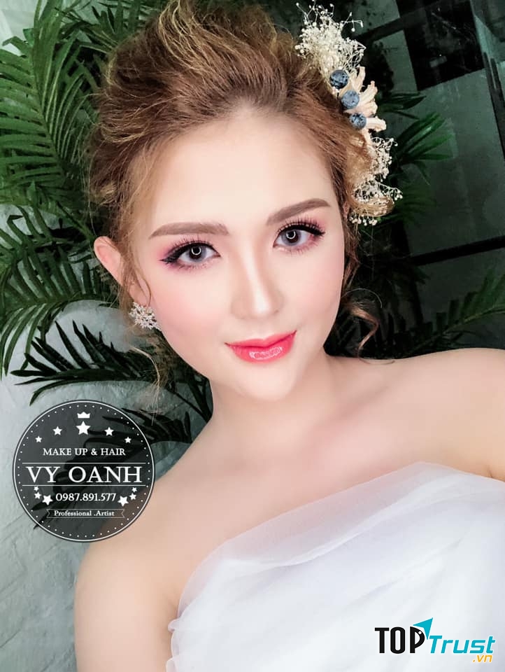 Vy Oanh Make Up - Studio - Academy
