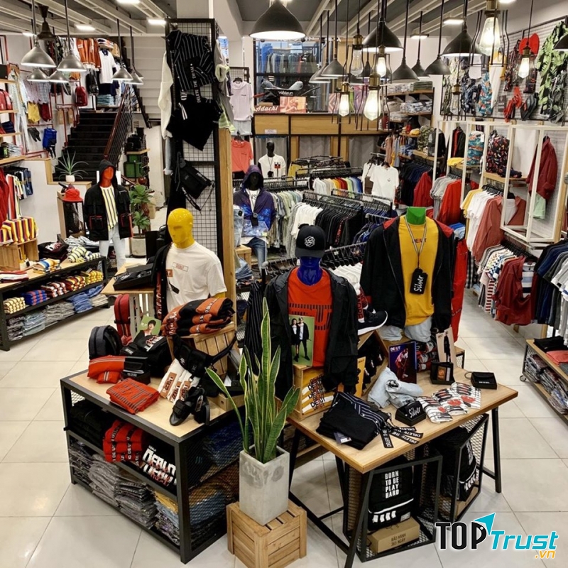 Yame shop luôn ra mắt những bộ sưu tập mới để phục vụ khách hàng