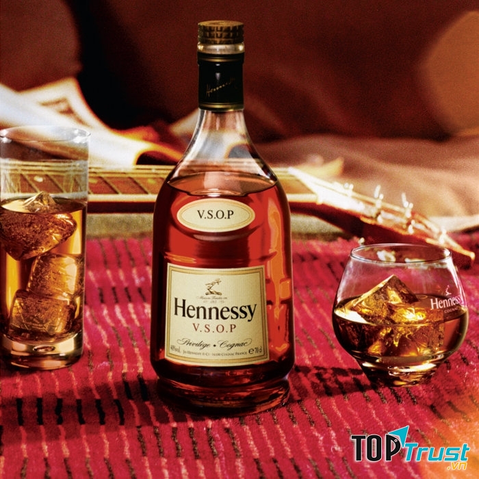 Rượu cao cấp của cửa hàng Quà Biếu Cao Cấp & Rượu Ngoại