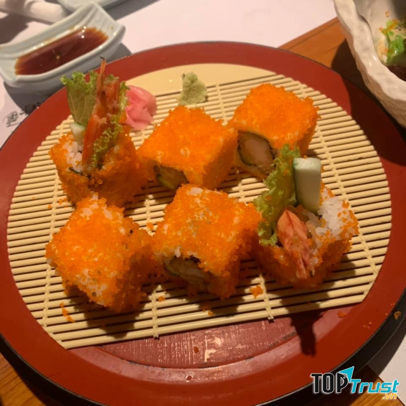 Sushi Hokkaido Sachi Đông Du.