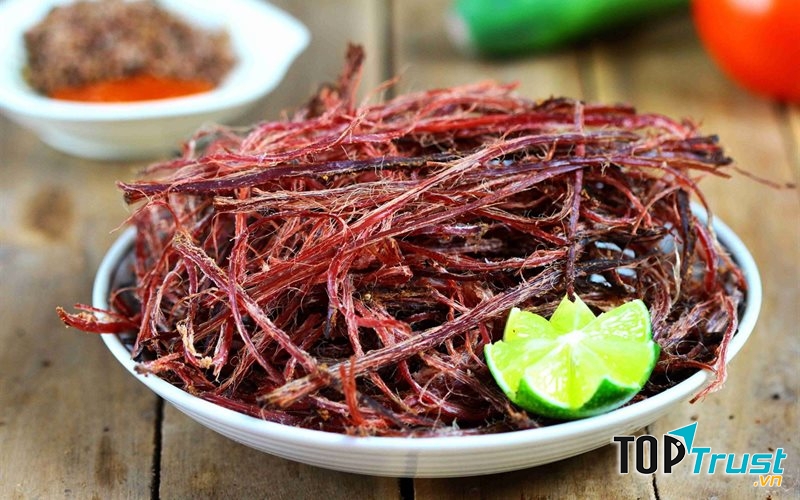 Thịt bò gác bếp thơm ngon hấp dẫn