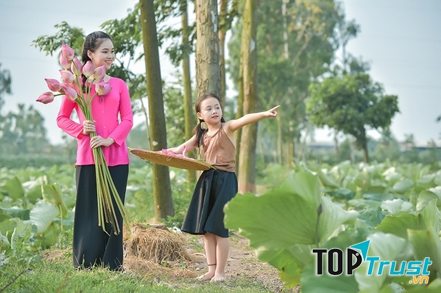 Chị là tấm gương để em noi theo.