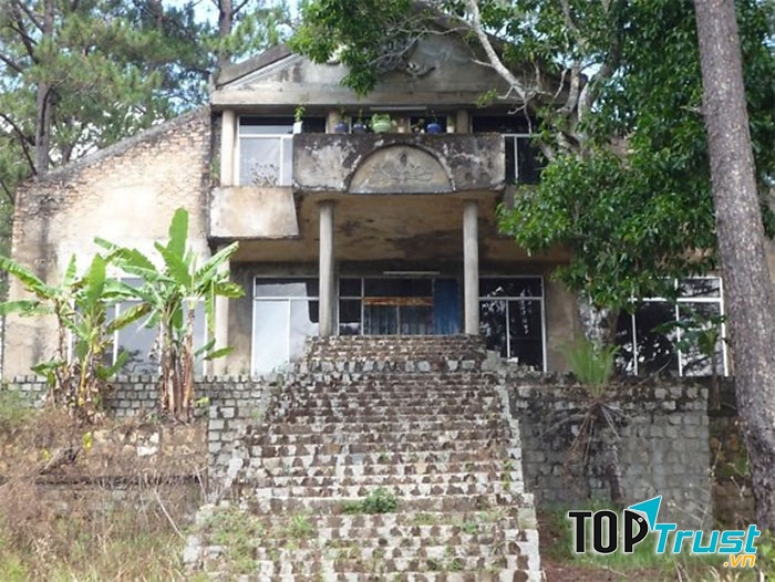Hồn oan cô gái trong ngôi biệt thự Đà Lạt