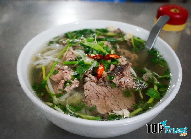 Phở gia truyền cụ Chiêu