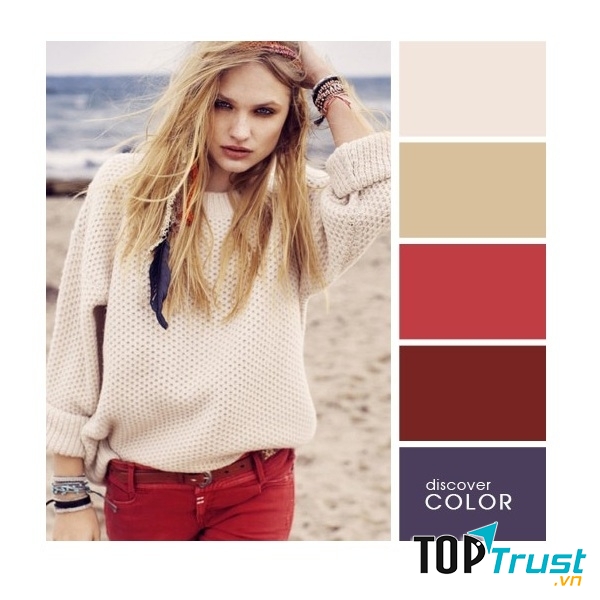 Gợi ý phối màu trang phục: Xanh ngọc - xanh dương - vàng.