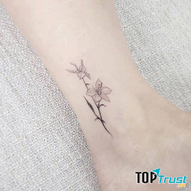 18 Tattoo Shop
