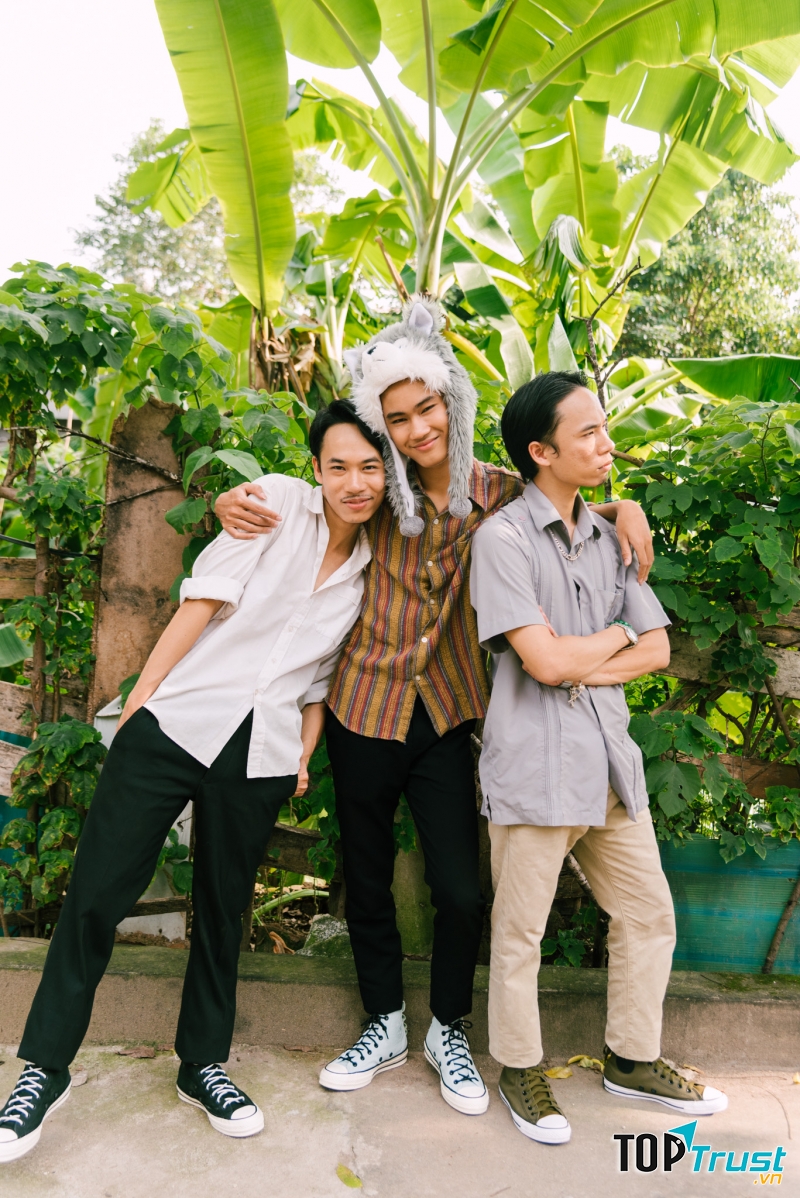 Ba anh em Việt Anh, Trung Anh, Văn Tân