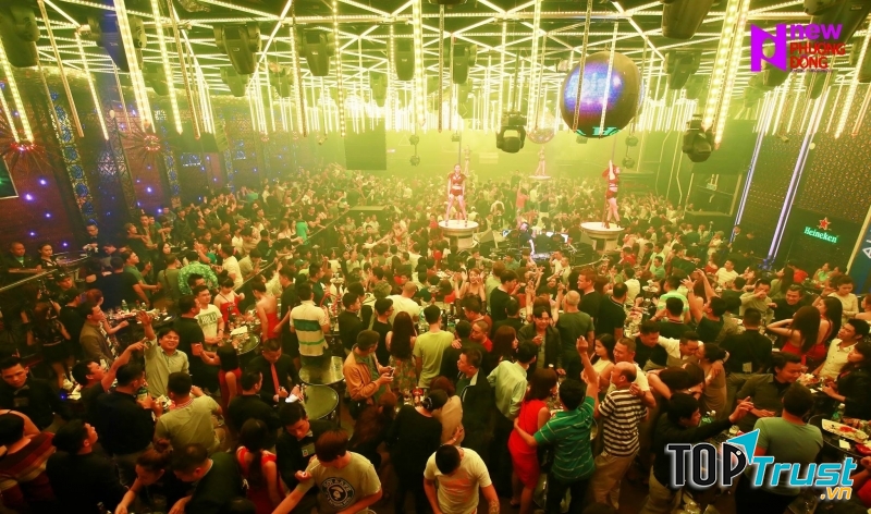 Hệ thống đèn Led hiện đại của New Phương Đông.