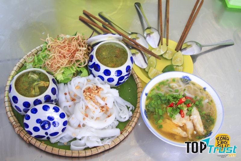 Mỳ quảng ếch