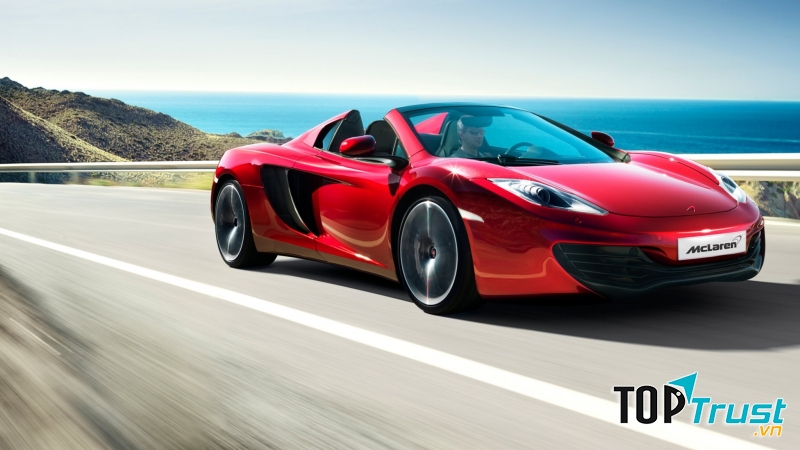 2011: McLaren 12C