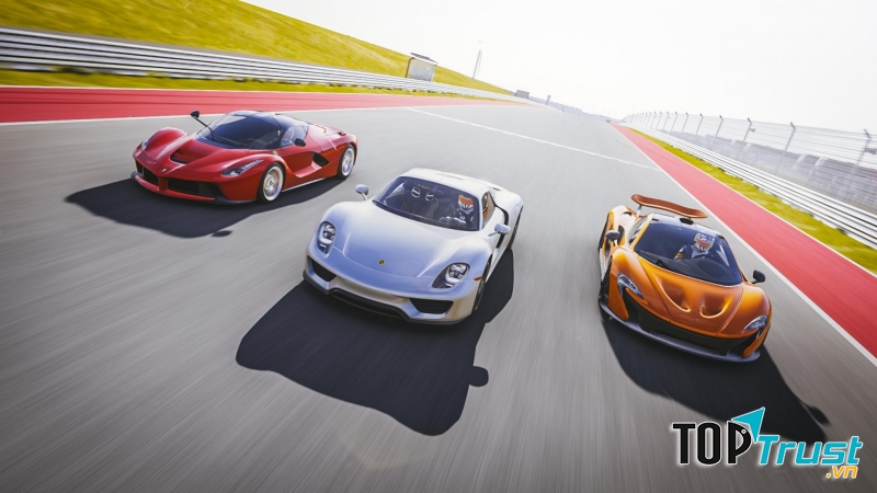 2013: Ferrari LaFerrari, McLaren P1 và Porsche 918 Spyder