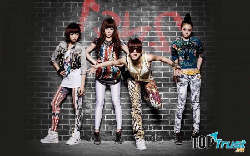 2NE1