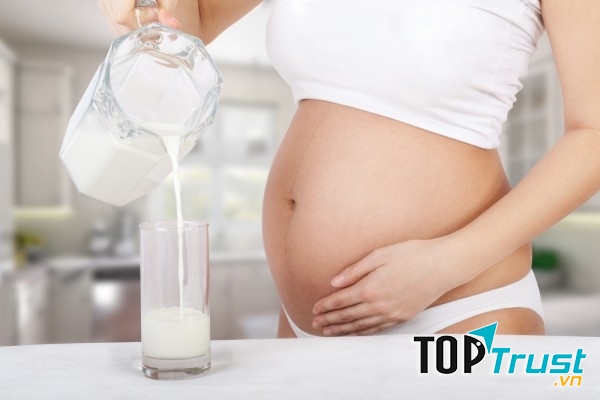 Mẹ bầu nên uống sữa đậu nành