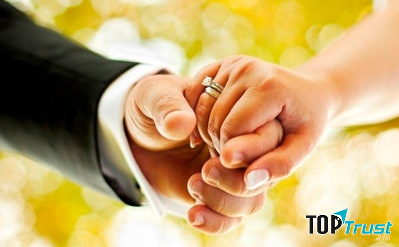 Hình minh họa tiểu thuyết 365 ngày hôn nhân