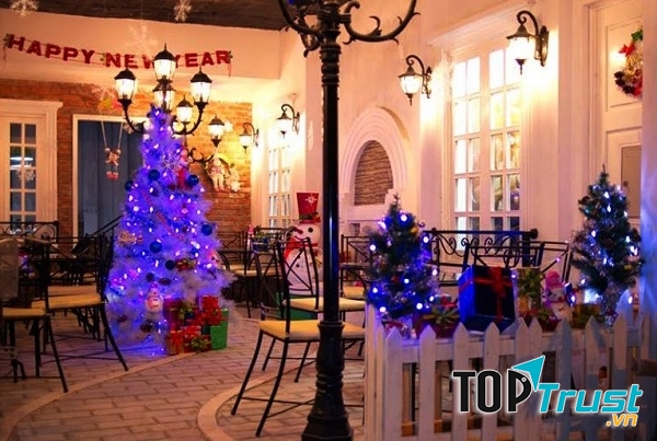 Không gian sang trọng ấm cúng tại 3D BK coffee