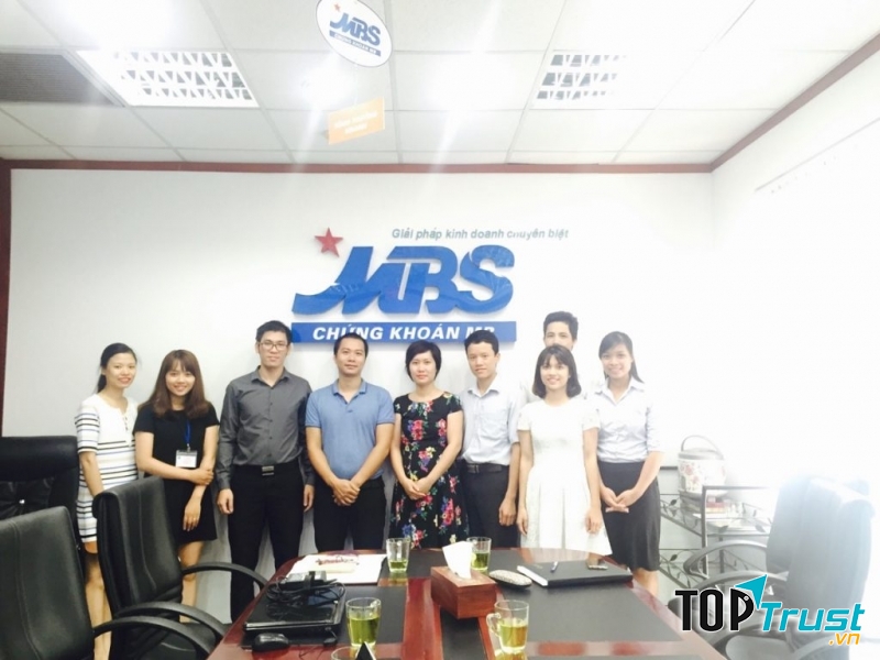 Công ty chứng khoán MB.