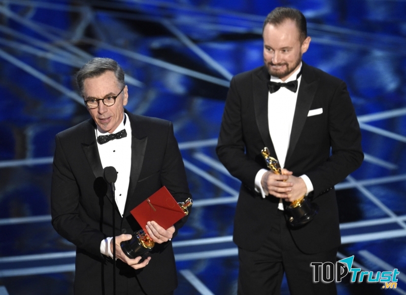 Kevin O'Connell phát biểu đầy xúc động