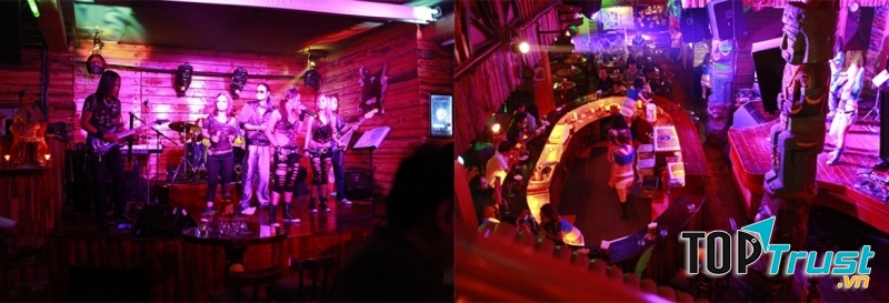 Phong cách đậm chất miền tây Hoa Kỳ cuối thế kỷ 19 của Seventeen Saloon.