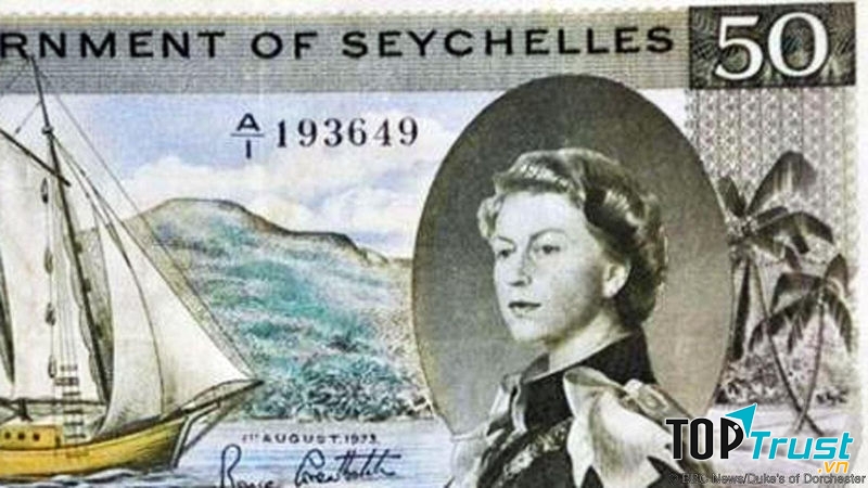 Đồng 50 rupee với hai cây cọ ghép thành chữ sex (nguồn: Internet)