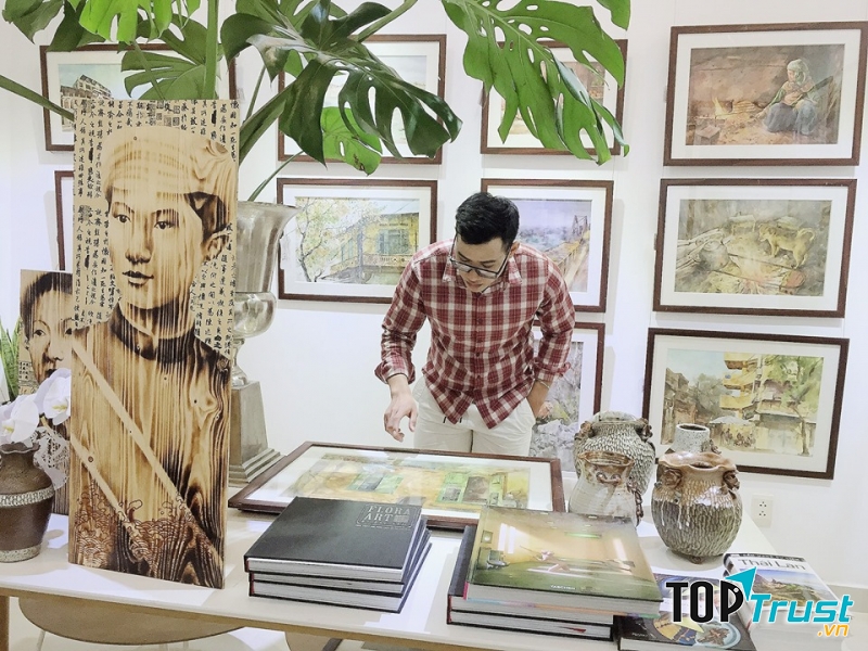 Dynasty Tea House là một quán trà đầy nghệ thuật, khiến bao khách hàng say đắm rủ nhau đến check in.