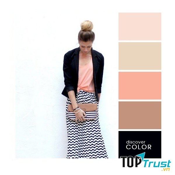 Gợi ý phối màu trang phục: Đen - nude - hồng nhạt - da cam.