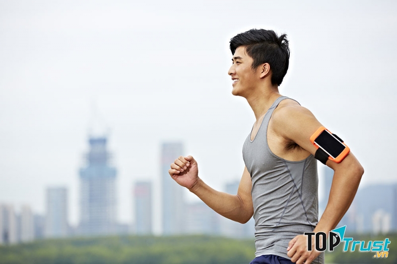 5h30: Thức dậy và luyện tập