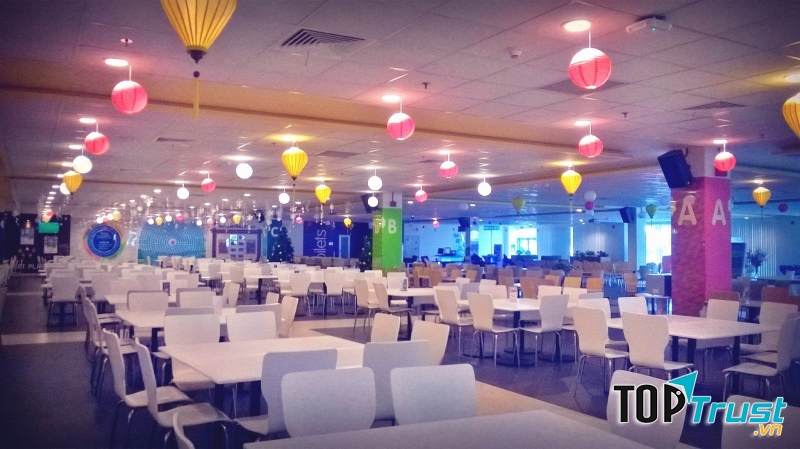 1 khu làm việc của Intel