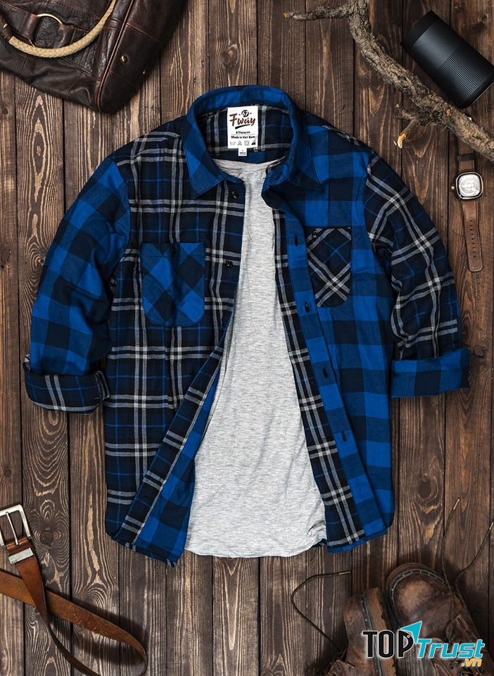 Màu sắc bắt mắt đủ xanh đỏ tím vàng cỏ cây hoa lá, đảm bảo team bạn mặc đồ ở đây thì nổi và chất vô cùng.