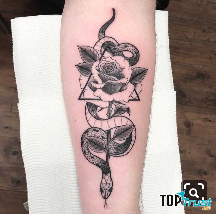 69 Tattoo & Piercing