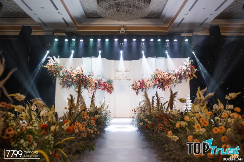 7799 Wedding Storyteller