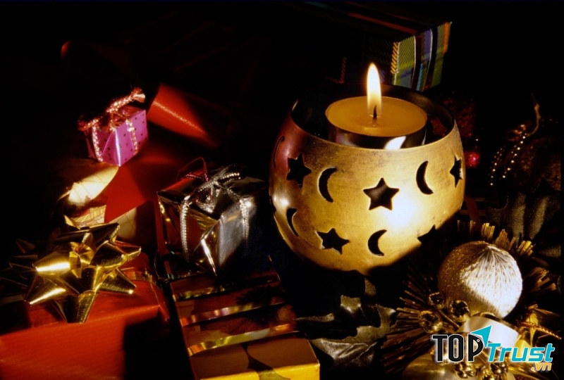 Thắp những ngọn nến thơm