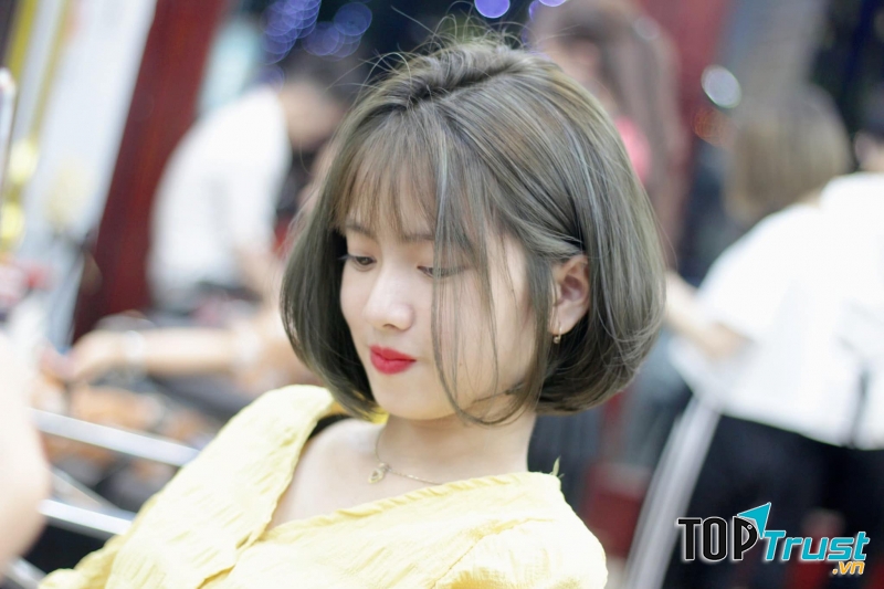 A Huy HairDesign