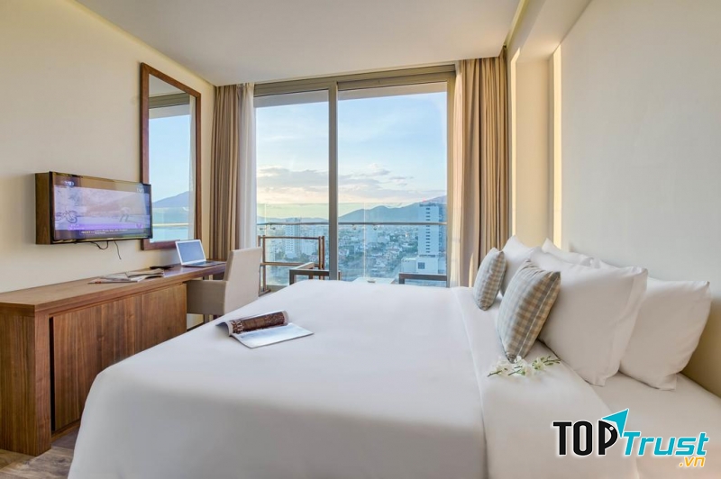 A La Carte Da Nang Beach