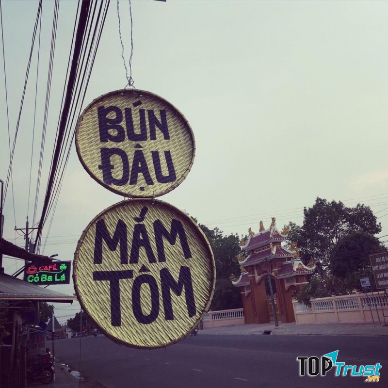 Bún đậu mắm tôm A Lý