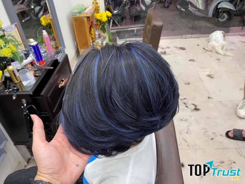 A Mily Hair salon