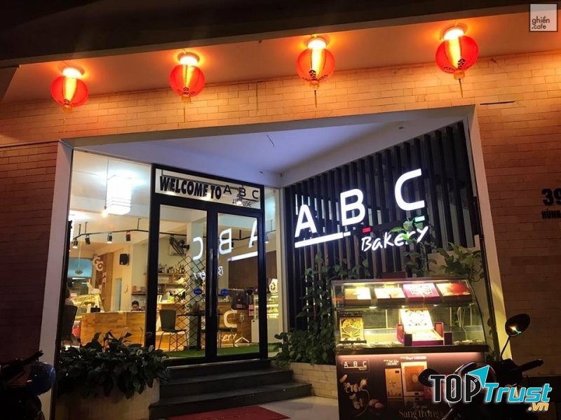Tiệm bánh kem ABC