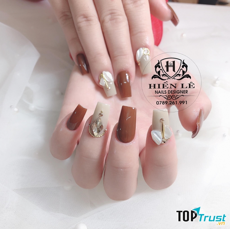 Academy Nails Hiền Lê.