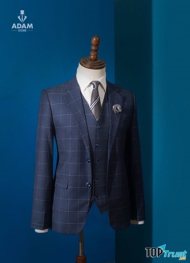 Một sản phẩm vest kẻ độc đáo của Adam Store Biên Hoà.