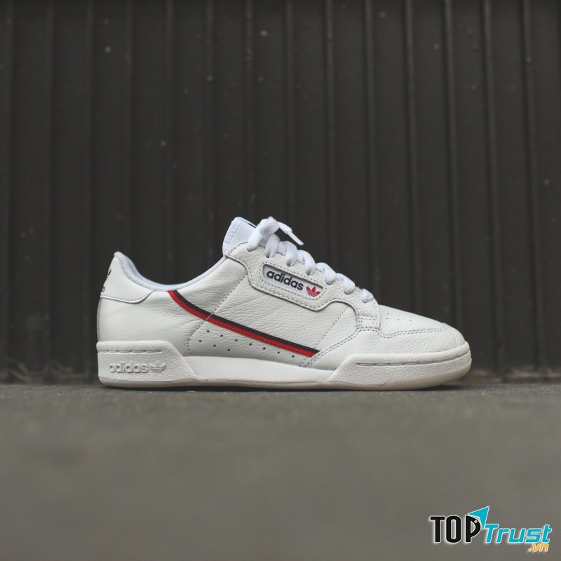 Giày Adidas