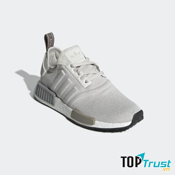 Sản phẩm giày có mẫu mã đa dạng