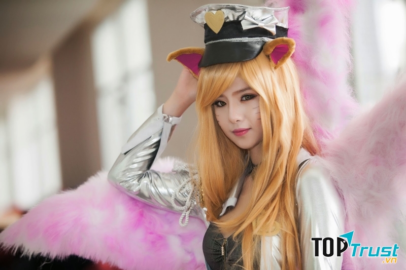 Mitu Kat cosplay Ahri Thần Tượng Âm Nhạc