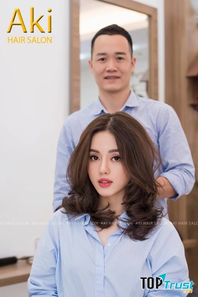 Aki hairdressing salon
