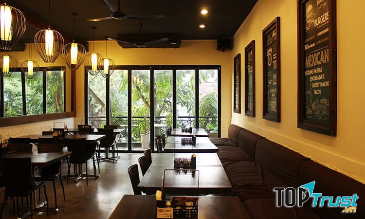 Al Fresco's - Nhà Thờ