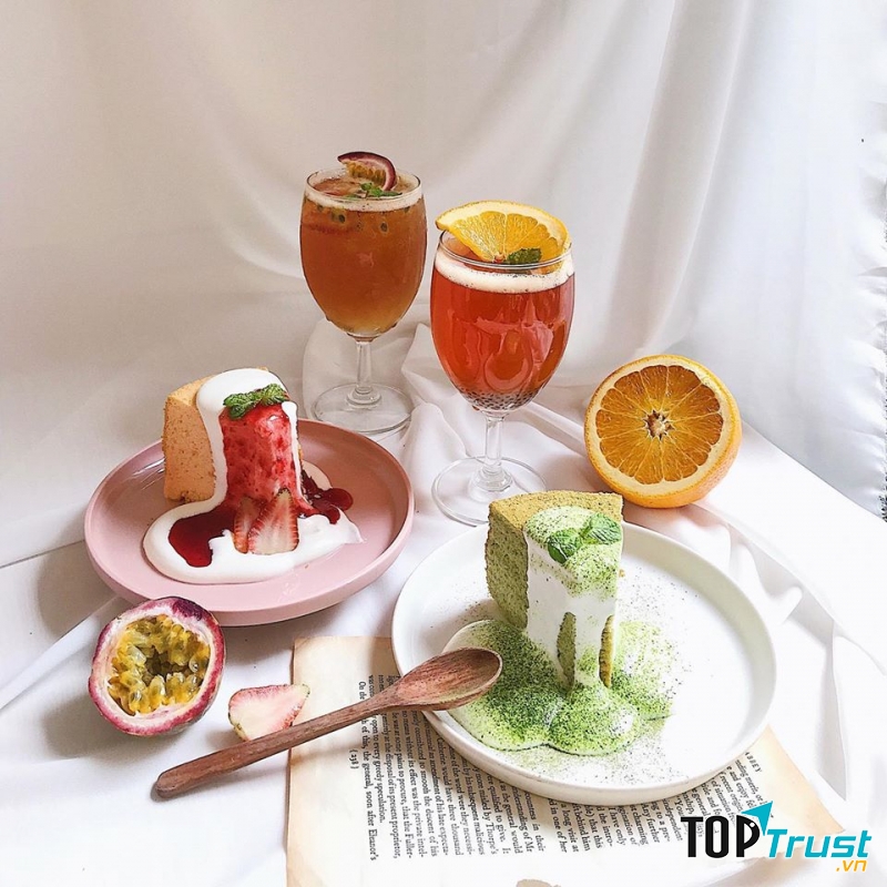 Bánh và thức uống đẹp và rất ngon