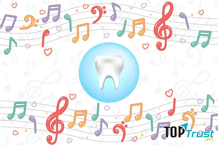 Bật một bài nhạc khi trẻ đánh răng để tạo không khí thích thú vui tươi.